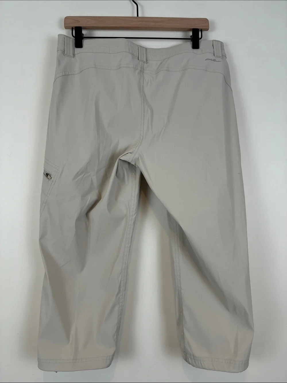 Eddie Bauer Khaki Women’s 10 Cargo Crop Pants Cinch Leg Outdoors Performance Tan